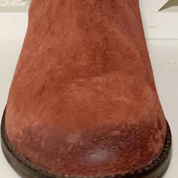 Anthropologie Latigo Dosha Suede Booties in Rust Size 7.5 - Picture 5 of 10